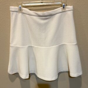 Calvin Klein Off White Circle Skirt with Lining Back Zip Layered Hem-No size Tag